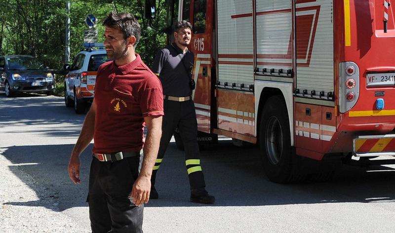Turbigo, cade nel Ticino e prova a salvarsi nuotando: tutto inutile, morto un trentenne /