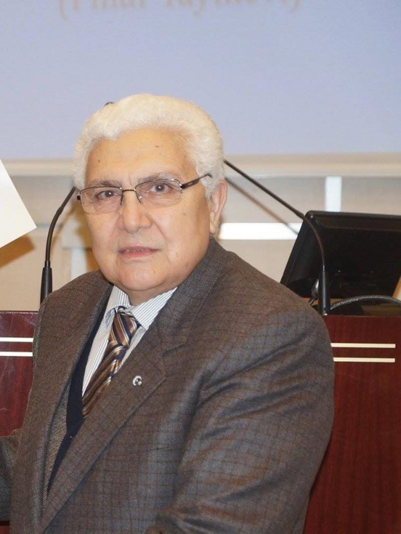 Tatilde Her Eve Bir Çocuk Kütüphanesi