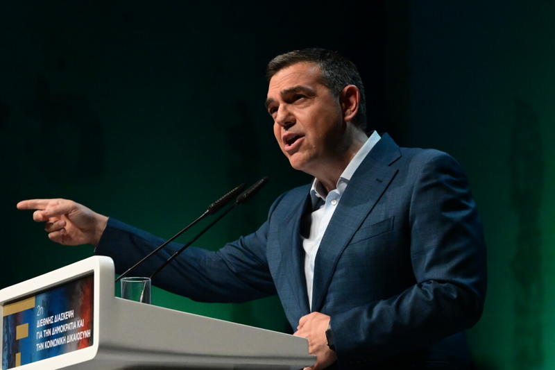 Περιμένοντας το κόμμα του Αλέξη Τσίπρα