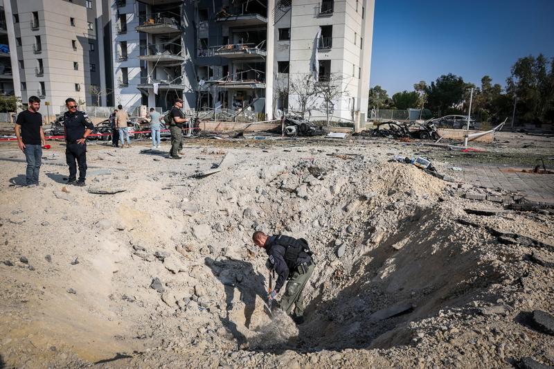 For second day in row, Iran missile hits Beersheba, damaging buildings, wounding 7