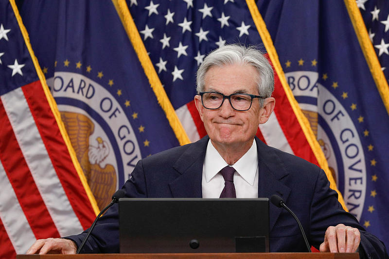 Tariff Impact on Consumer Prices Could Hit This Summer, Economists Warn
