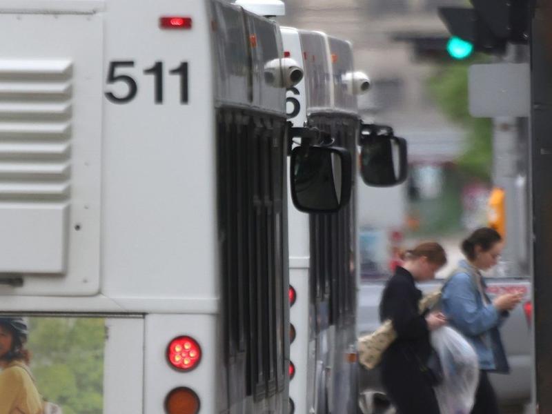 HAL’S HEADLINES: Hatchet attacks and fare dodgers — how safe are Winnipeg buses?