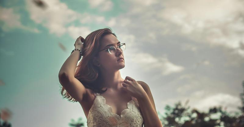 Do You Prefer a Sexy or Intelligent Partner?
