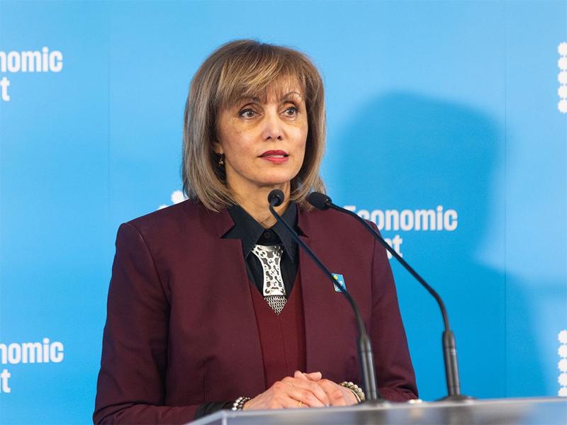 Bell: Calgary Mayor Gondek goes for an image makeover — on the taxpayer dime
