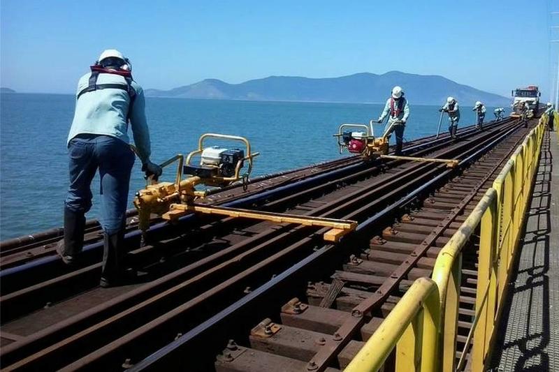 Objetivo é cortar o país de norte a sul e de leste a oeste com ferrovias, diz secretário