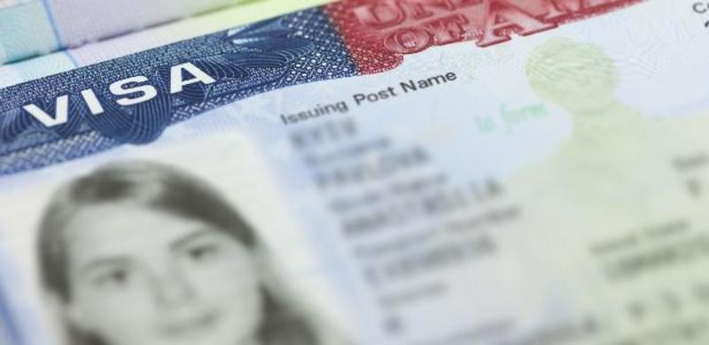 Posts em redes podem barrar entrada nos EUA, segundo agente de migração