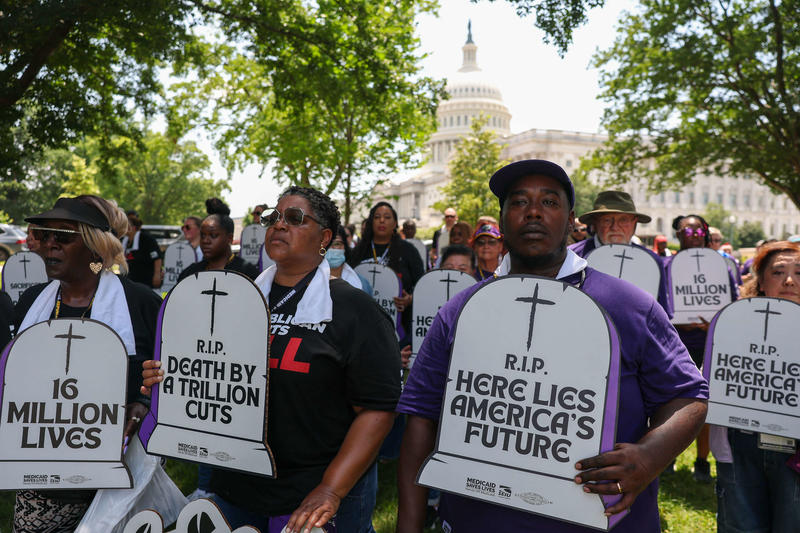 Doctors Warn Medicaid Cuts in Senate Budget Bill Will Kill Their Patients