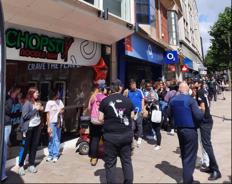 Mark Andrews: A refreshing waste of public money, and crowds swarm to noodle bar