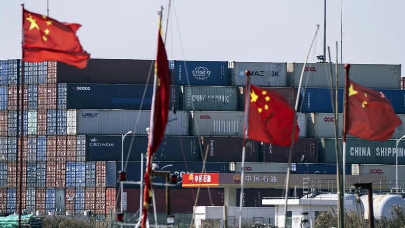 China confirma un pacto con EEUU y se compromete a revisar las exportaciones