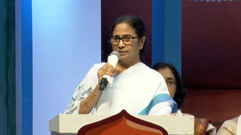 'Backdoor attempt to implement NRC': Mamata Banerjee slams EC over voter list revision