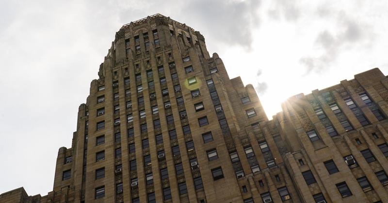 Letter: City Hall is allowing paid parking on its sidewalk