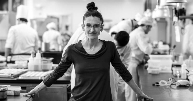 Maria Nicolau : «Ma mère et ma grand-mère se sont démerdées en cuisine, vous pouvez le faire aussi !»