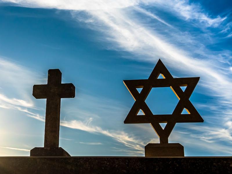 Raymond J. de Souza: Christian and Jewish leaders unite to combat the scourge of antisemitism