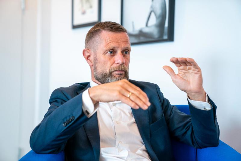 Vi er alle like viktige i dette landet, Bent Høie!