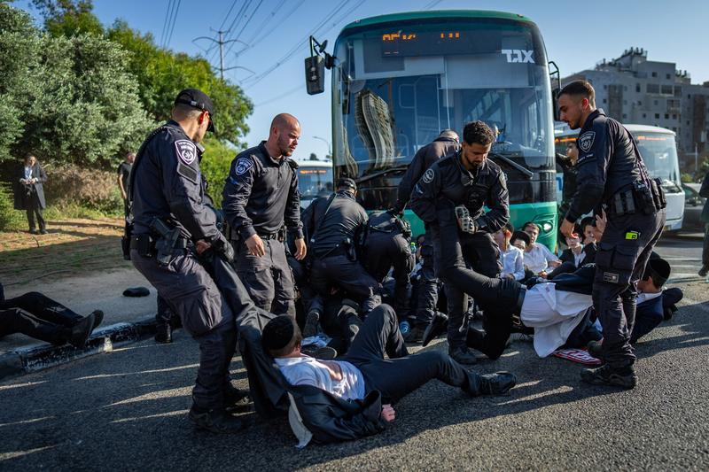 Ultra-Orthodox parties said to threaten new boycott until army exemptions legislated