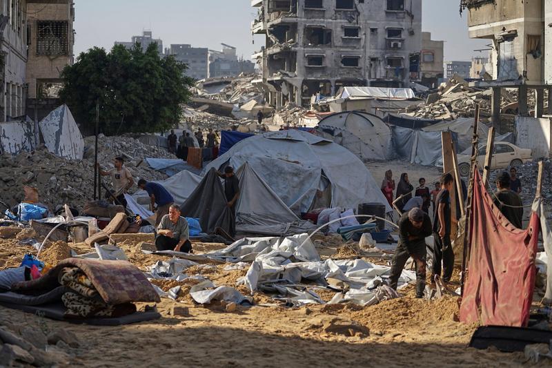 Trump tells Israel to make hostage deal as IDF readies to ratchet up fight in north Gaza