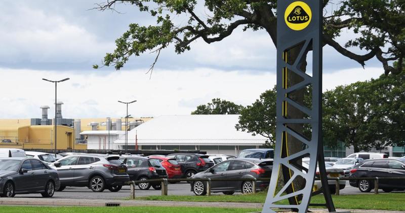 Government holds 'emergency talks' to fend off Lotus factory closure