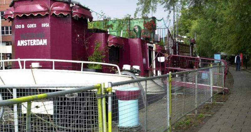The forever-loved floating restaurant which closed after 34 years