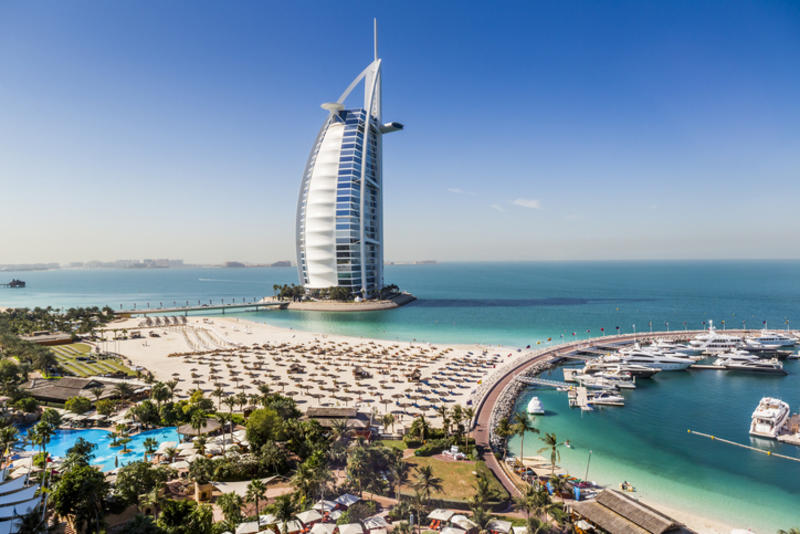 Dazzling dump /					 													 						The Dubai influencer craze can’t end soon enough