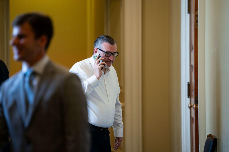 Cruz Seen Vacationing in Greece After Deaths Recorded in Texas Floods