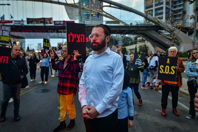 Police probe far-left Haredi journalist who cheered IDF soldiers’ deaths in Gaza