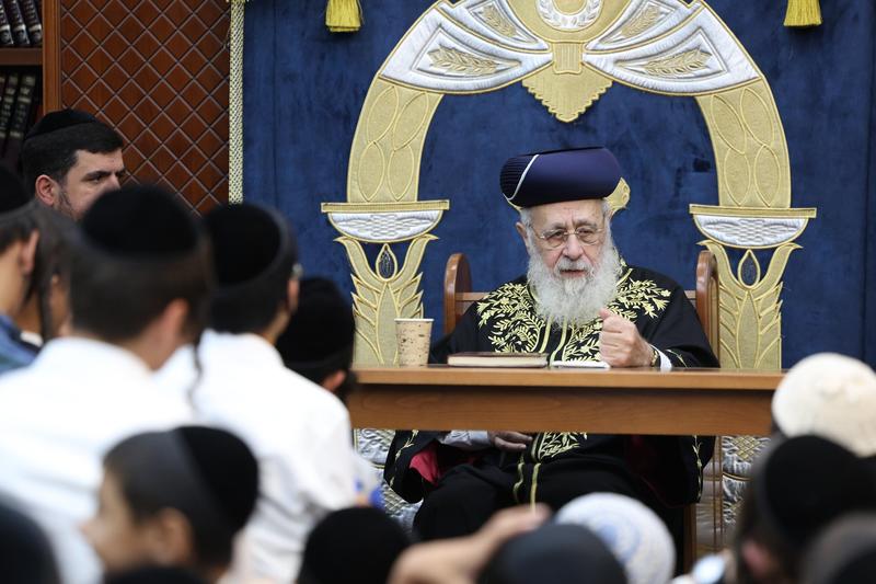 Shas spiritual leader links death of troops in Gaza to students’ neglect of Torah