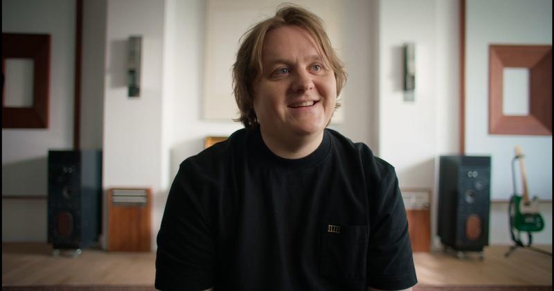 Lewis Capaldi opening up about Tourette's therapy will help others seek help
