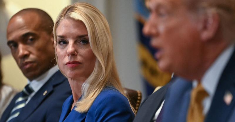 White House Defends Bondi Amid Epstein Criticism From Right