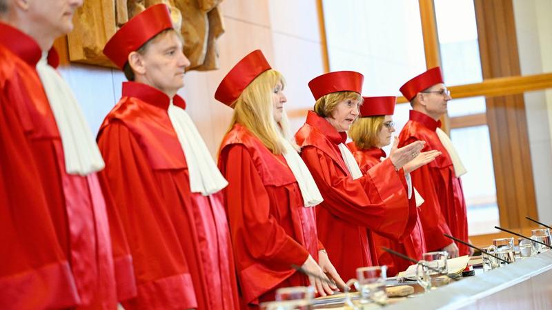 Unabhängig und nur dem Gesetz unterworfen