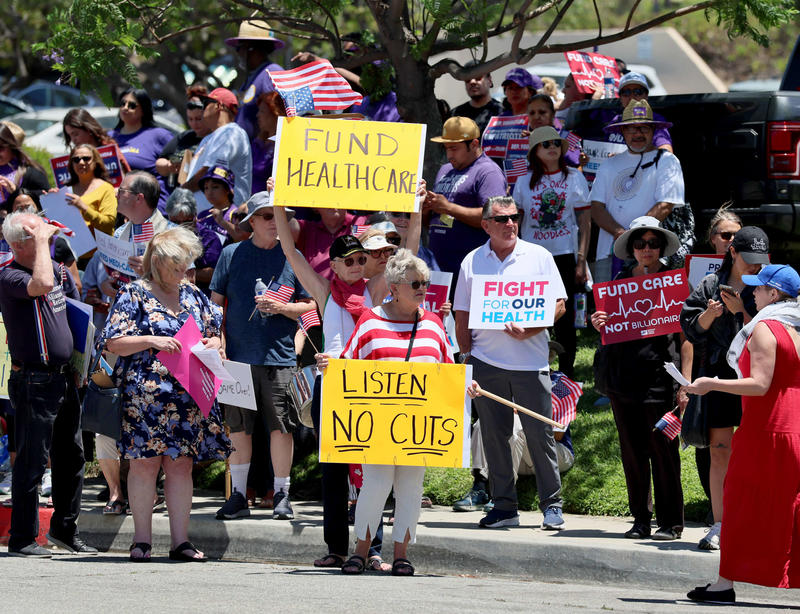 6 in 10 Americans Back Medicare for All — Poll