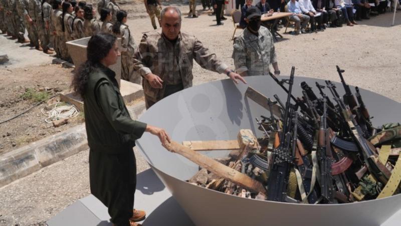 Berzenci’den PKK’nin silahları yakmasına; Casane’nin önemi