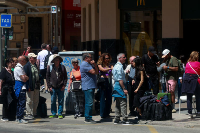 Heatwaves, blackouts and storms: 'Fail to prepare, prepare to fail'