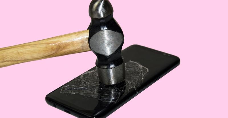 Families Are Ditching ‘Digital Fentanyl’ for Smartphone-Free Living