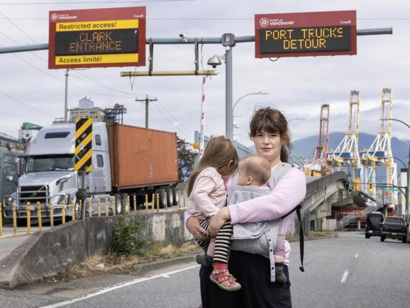 'Sounds like a bomb': East Vancouver residents fed up after temporary rerouting of port trucks seems permanent