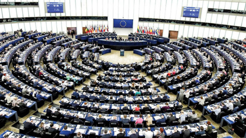 Η Βουλγαρία πιέζει τα Σκόπια. Εµείς τι κάνουµε;