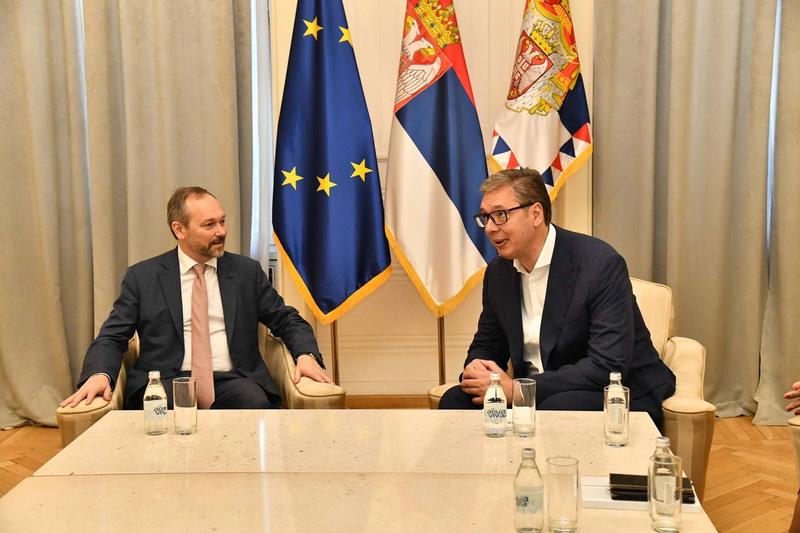 Vučić u razgovoru sa Žiofreom: EU je najveći spoljno­politički partner Srbije
