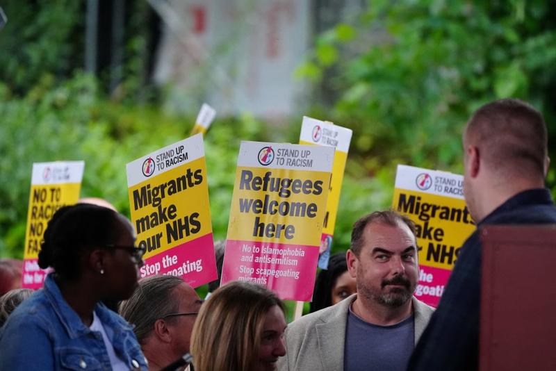 Watchdog: most aid now spent on migrant hotels