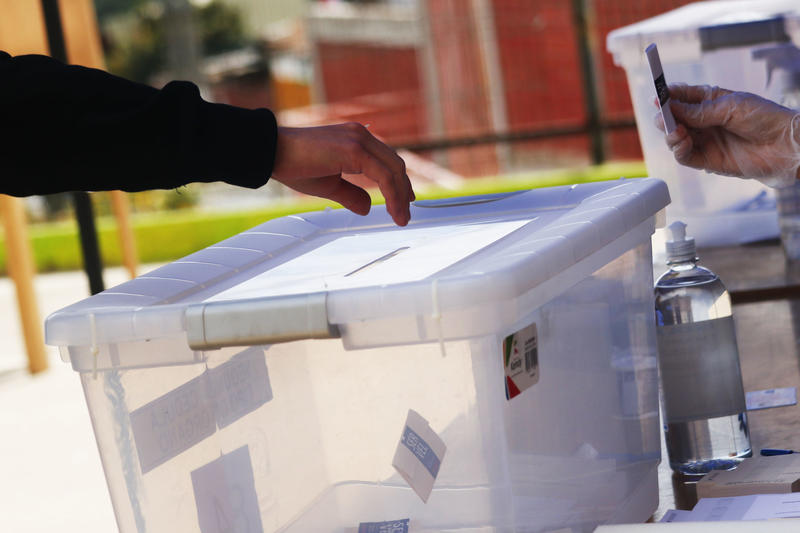 Lucha ideológica en el campo discursivo electoral