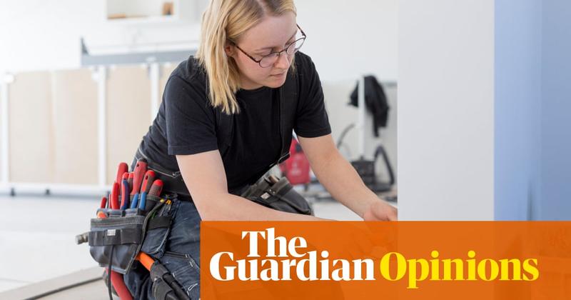 Kids, don’t look to me for career inspiration. Look to your electrician instead