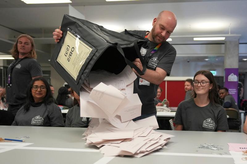 UK to lower voting age to 16 in landmark electoral reform