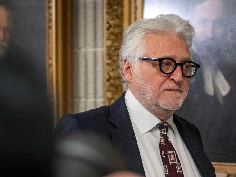 La complainte lancinante d’un empereur déchu