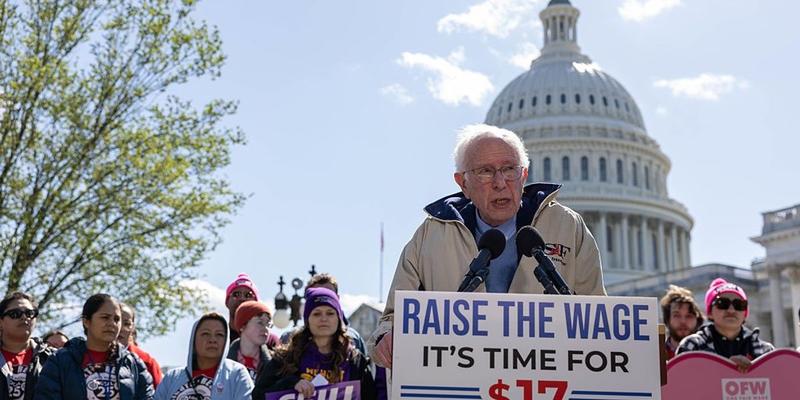 16 Years Without a Federal Minimum Wage Hike Is an Outrage