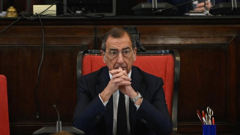 L'inchiesta di Milano, marce indietro e tentativi di arginare lo scandalo