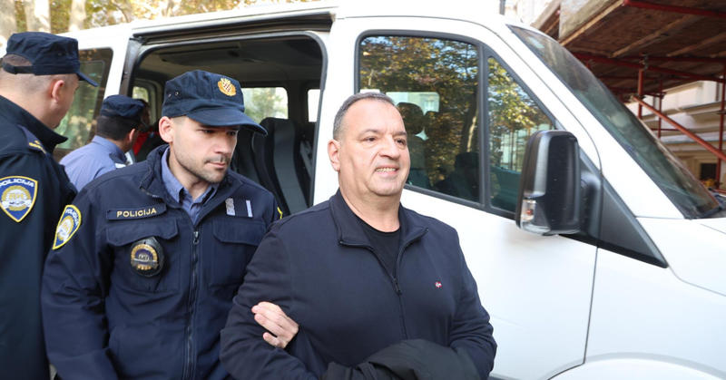 Jeste li primijetili poruku koju je Podzer poslao u Petračevu grupu? Kaže da im je 10 posto dosta. Nažalost, nisu jedini