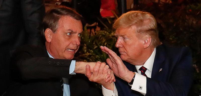 Pena máxima de Bolsonaro sobe para 63 anos