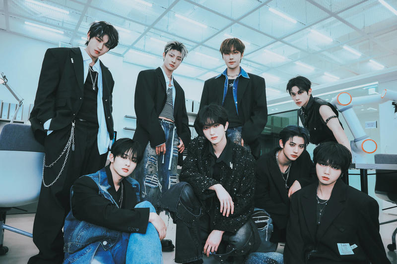 Grupo de k-pop Younite fará turnê de shows por sete cidades no Brasil