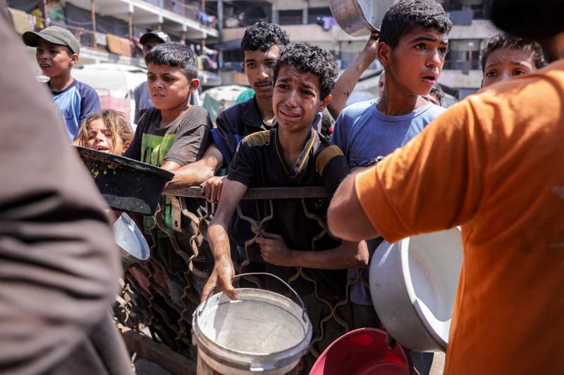 Sous les corps se cache peut-être encore notre humanité commune
