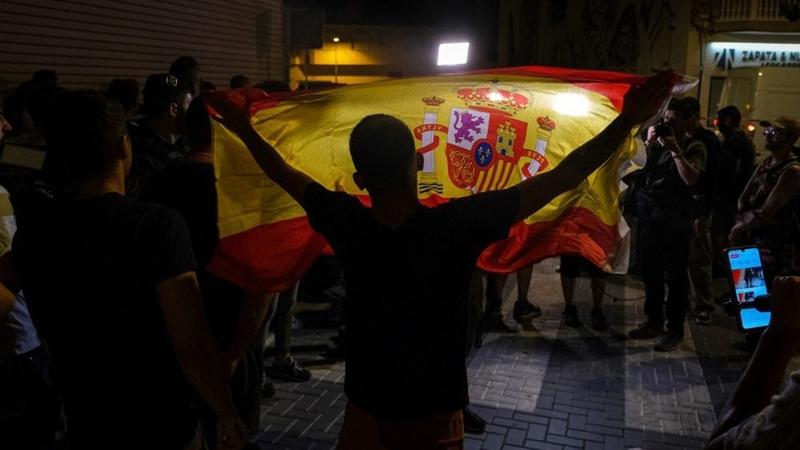 Hajka na migrante: Ko stoji iza nereda u Španiji?