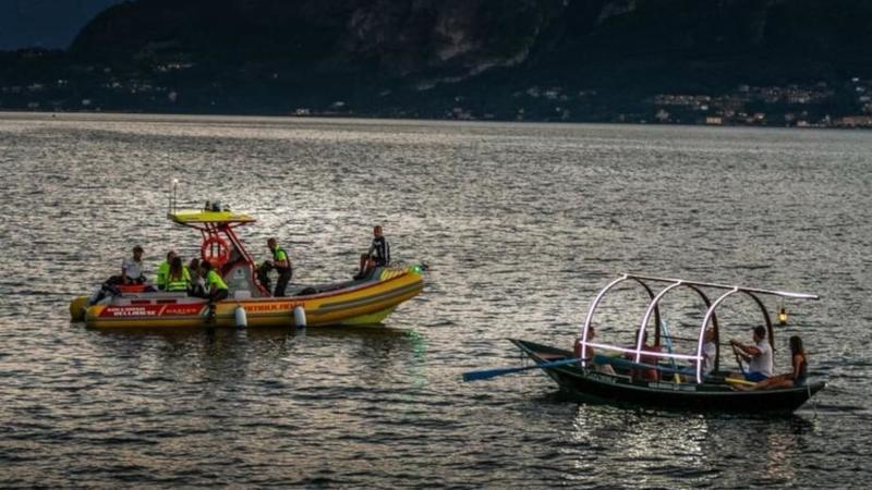 Il lago di Como come Venezia: a Bellano i soccorsi arrivano con l’idroambulanza