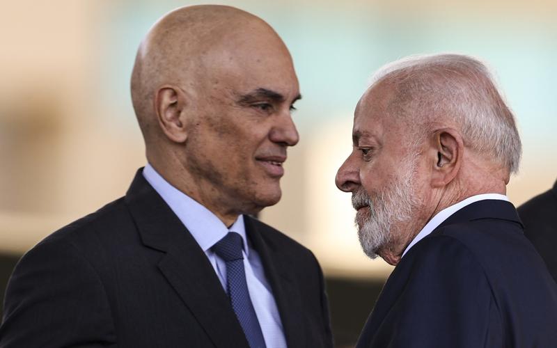 O Pequeno Ditador e o Grande Imperador